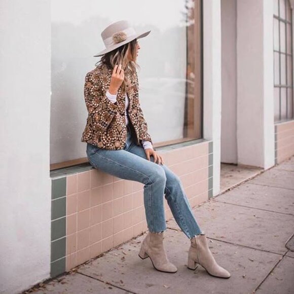 M. Gemi Blue Velvet Booties The Corsa Made in Italy 36 1/2   NWOB - Picture 14 of 15